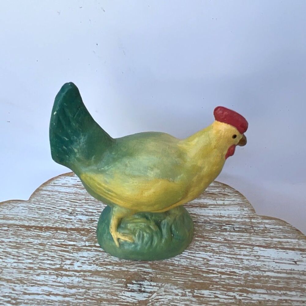 Vintage chalkware chicken/hen Cottagecore Grandmacore Figurine Farm house